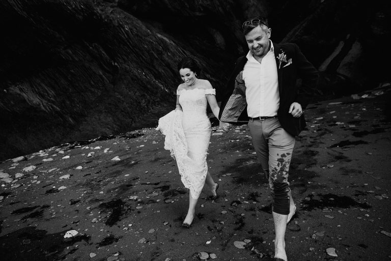 Wedding Photographer Tunnels Beaches > Becky & Adam
