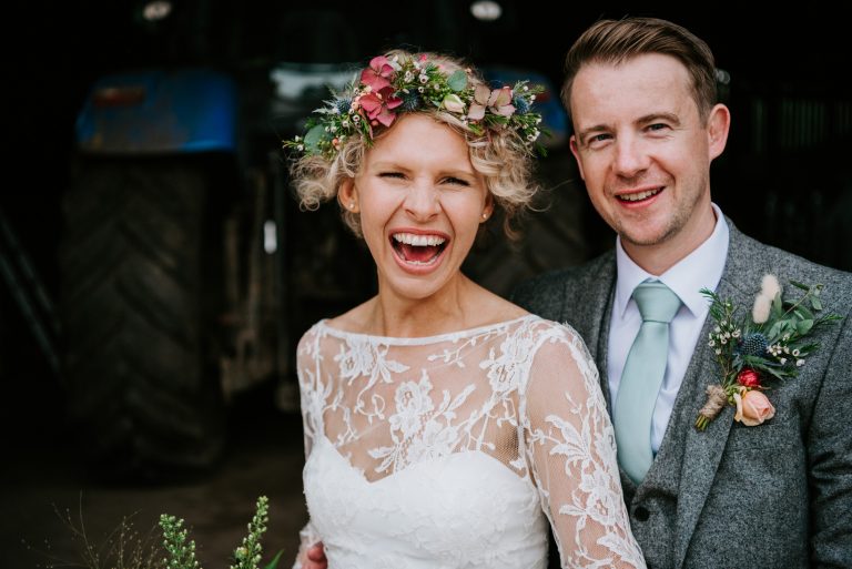 Sandhole Oak Barn Wedding > Hannah & Ben