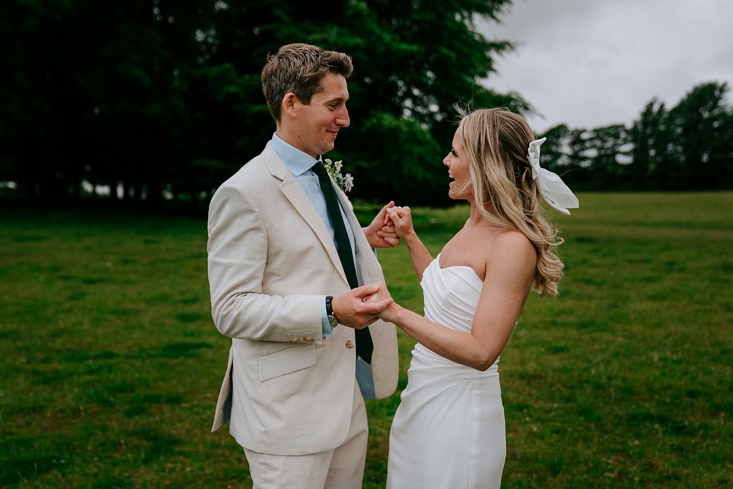 marquee wedding on penrice castle estate 0011