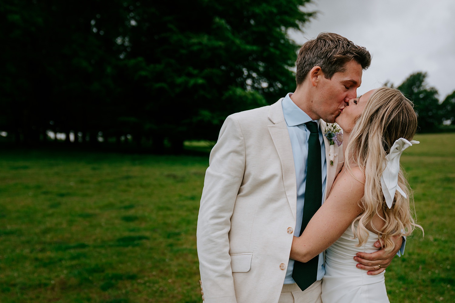 marquee wedding on penrice castle estate 0036