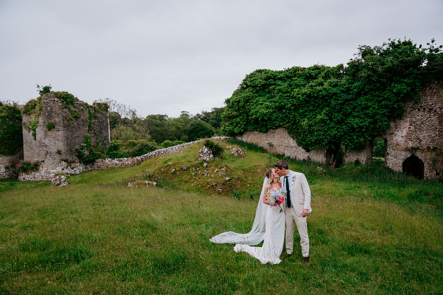 marquee wedding on penrice castle estate 0062