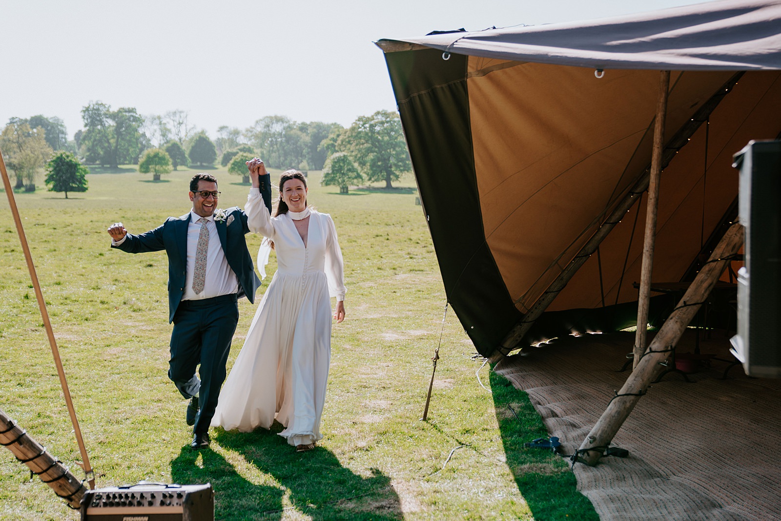 Relaxed Tipi Wedding in Helmsley 0035